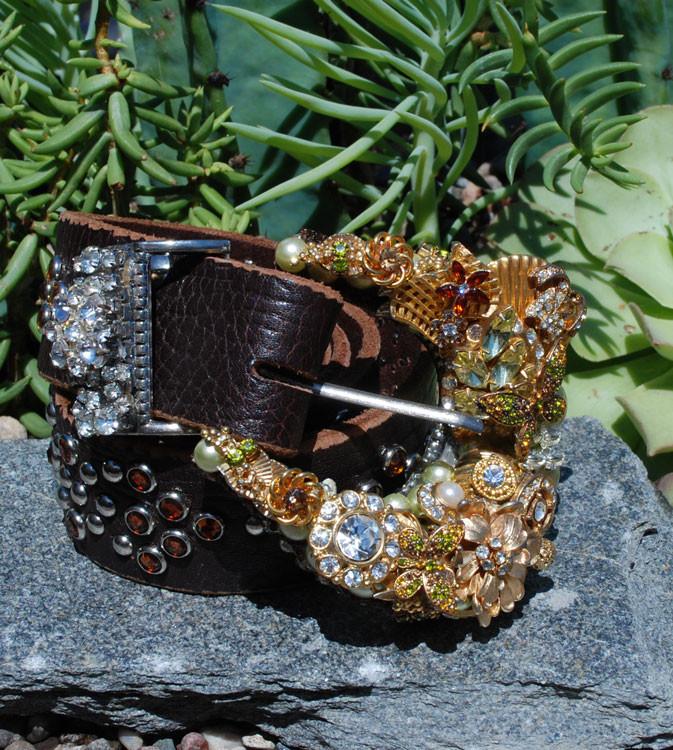 Butterfly belt clearance buckle