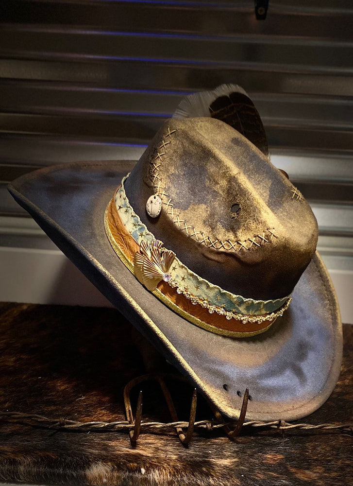 I Am The Storm  - Distressed Hat