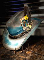 Classic Cowgirl - Distressed Hat