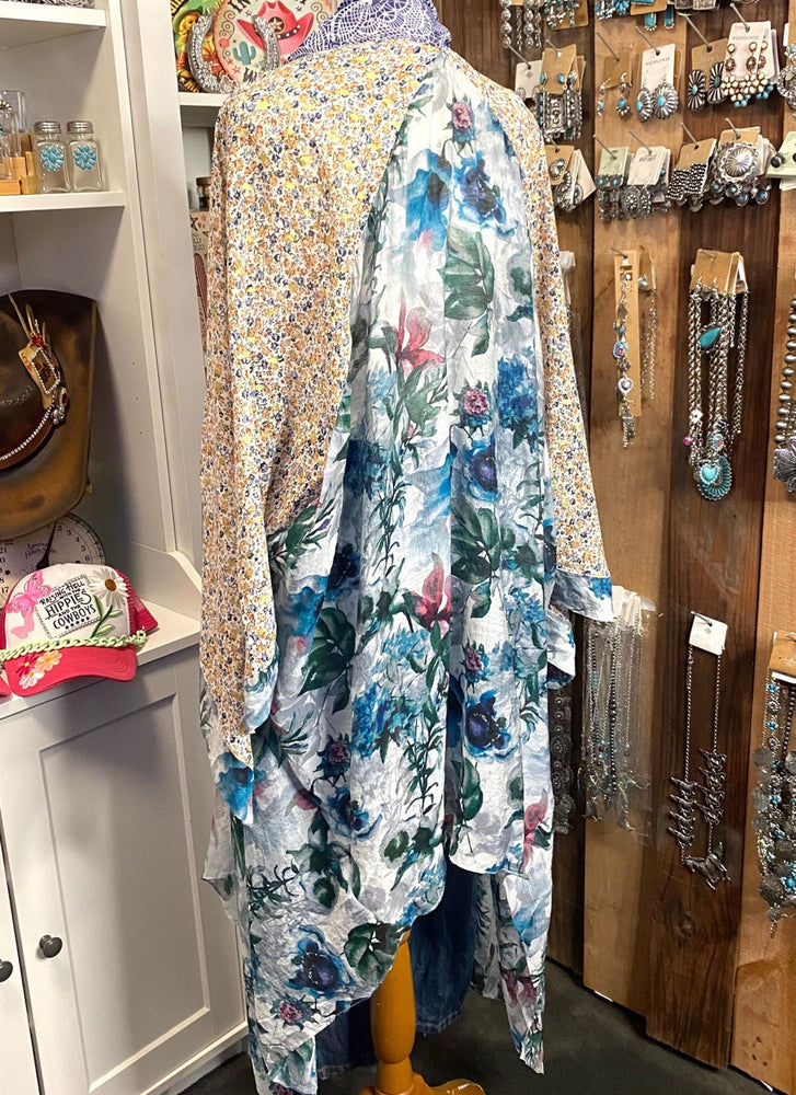Free Flowing Kimono