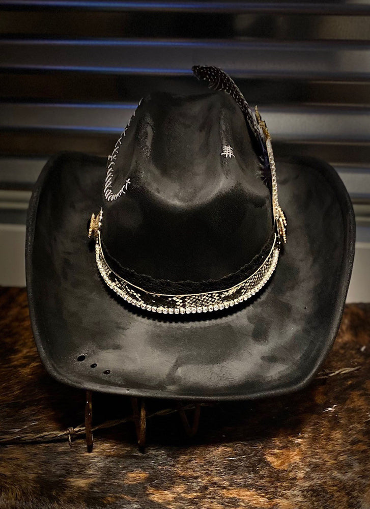 The Man In Black - Distressed Hat