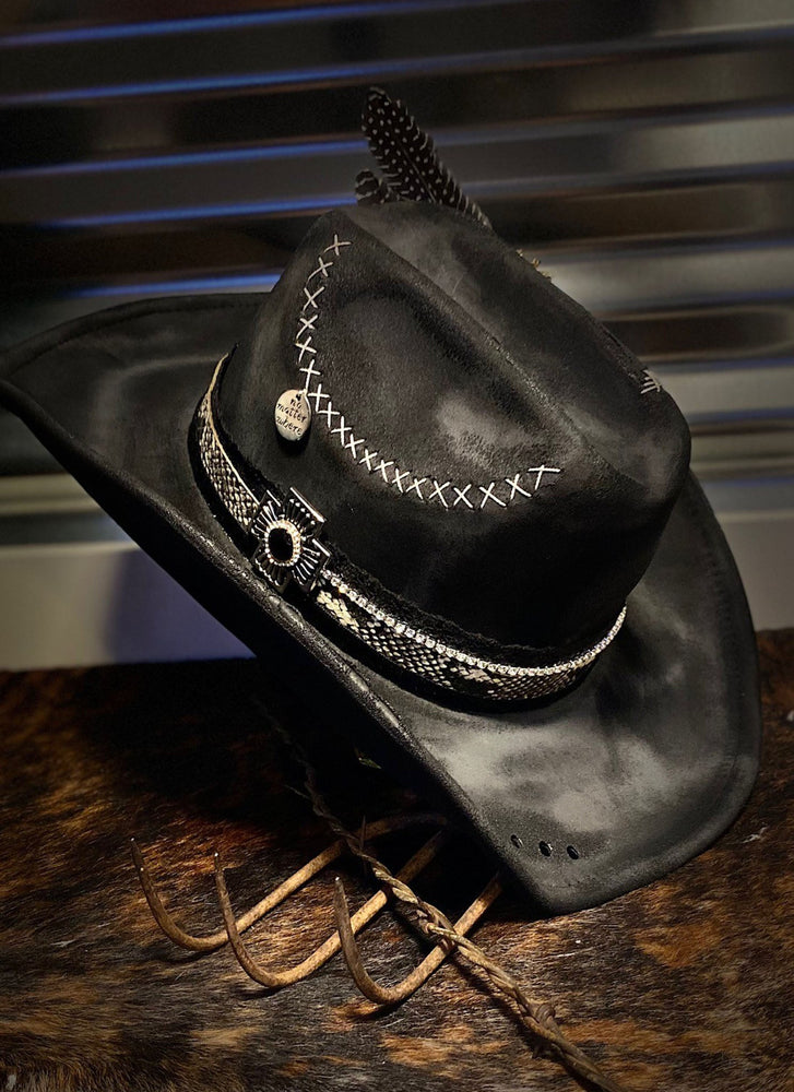 The Man In Black - Distressed Hat