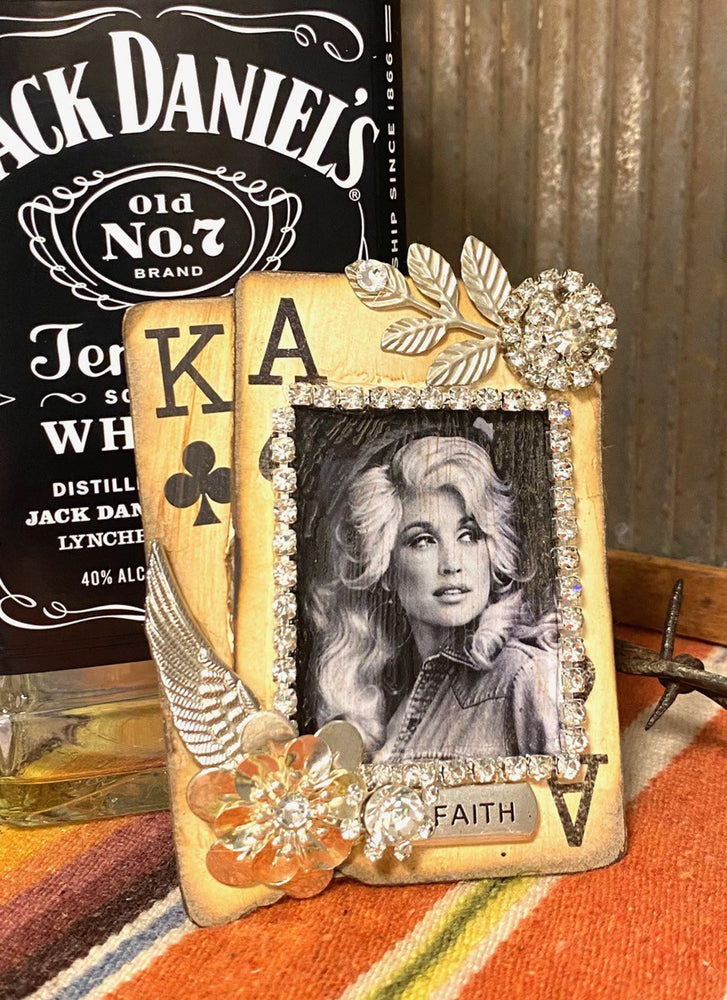 Dolly Has Faith Pin