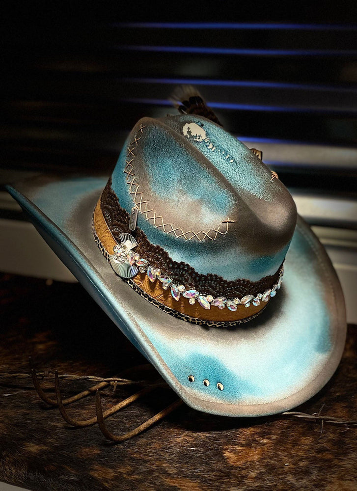 Hello Dolly - Distressed Hat