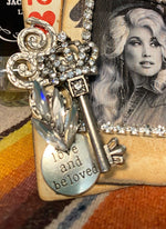 Dolly Is The Queen Pin