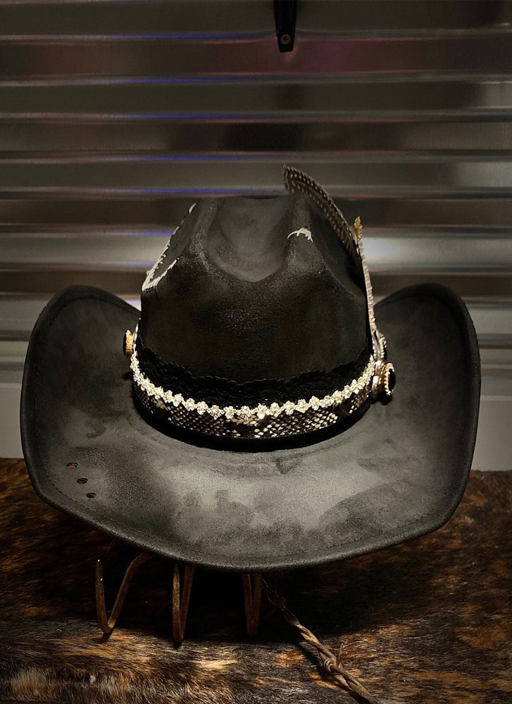 The Man In Black - Distressed Hat