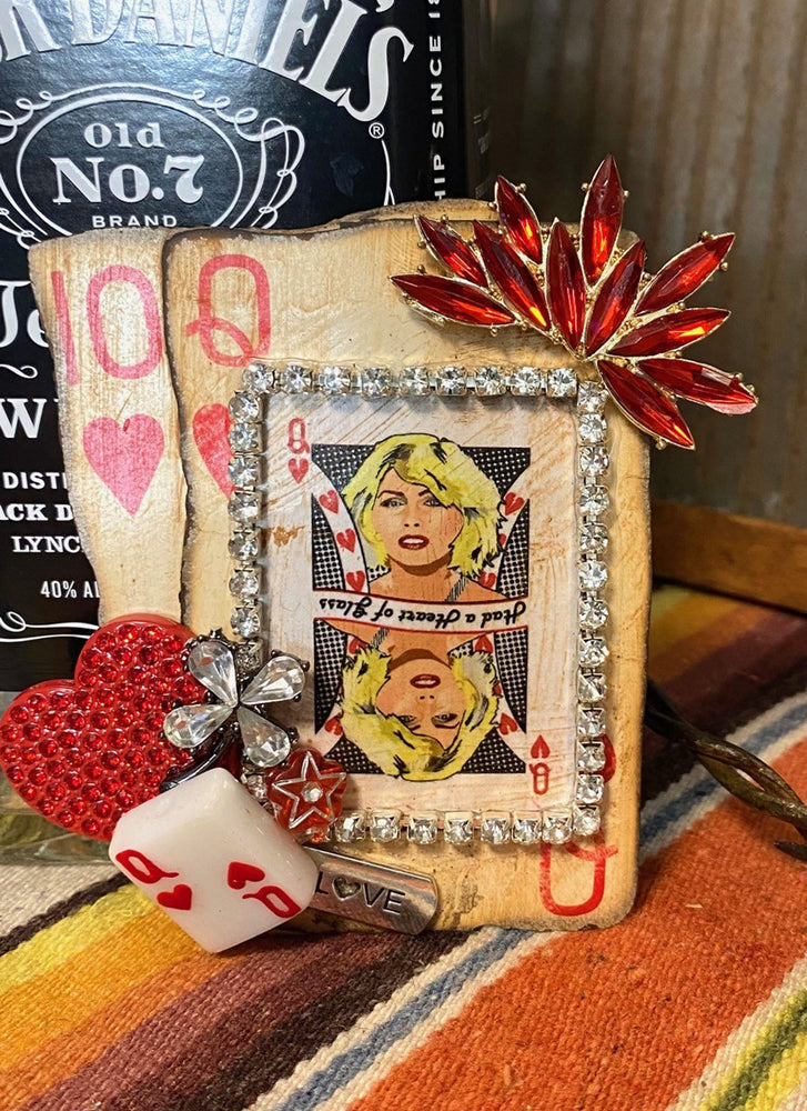 Queen Of Hearts Pin