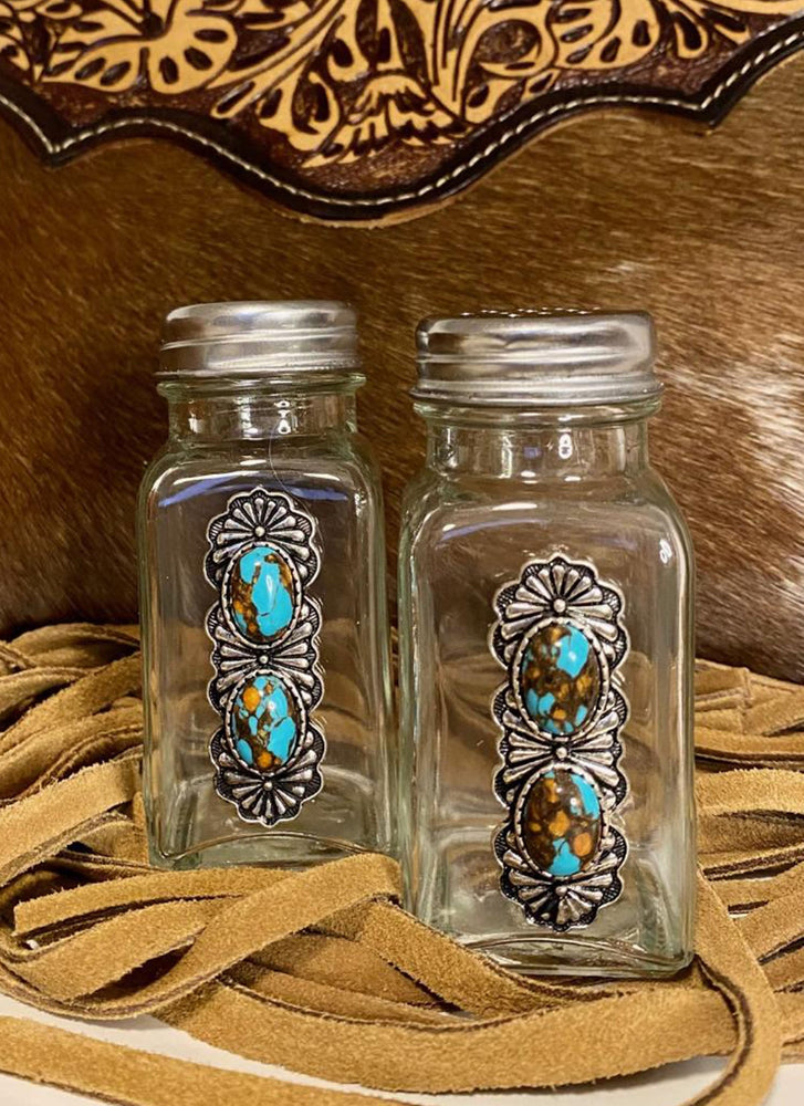 Pretty Cowgirl Shakers