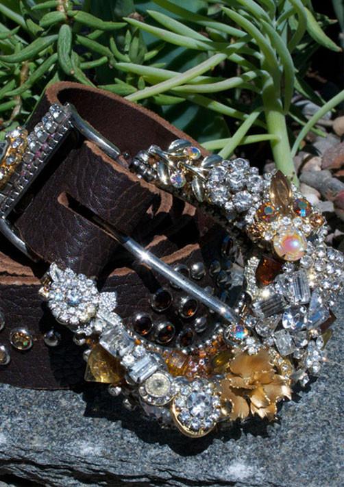 Vintage Crystal Belt & Buckle - Small – Elusive Cowgirl Boutique display picture 1